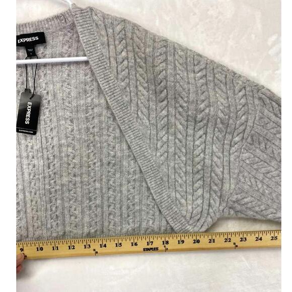 Express Gray Cable Knit Sweater Shrug 2 pc set with matching Cropped Tank Sz L - Picture 12 of 12